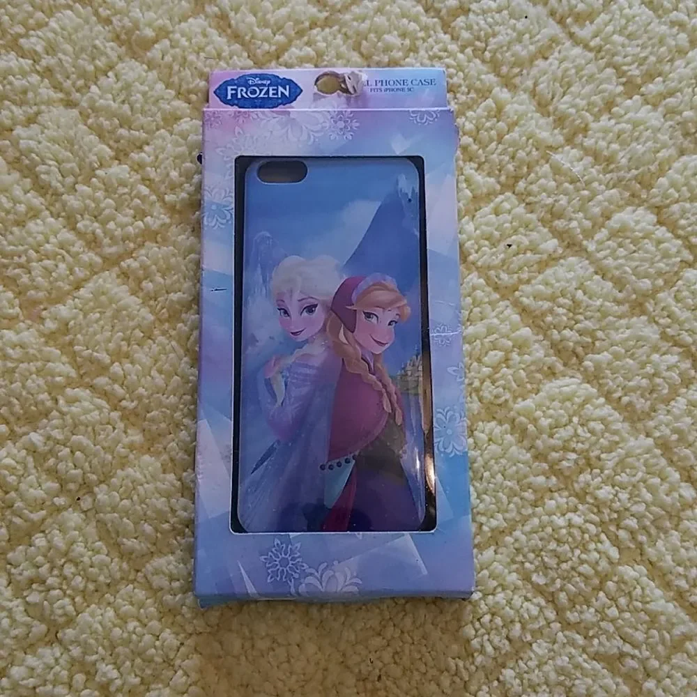 ✔ 5 for $25 Disney Frozen Loungefly iPhone 5C